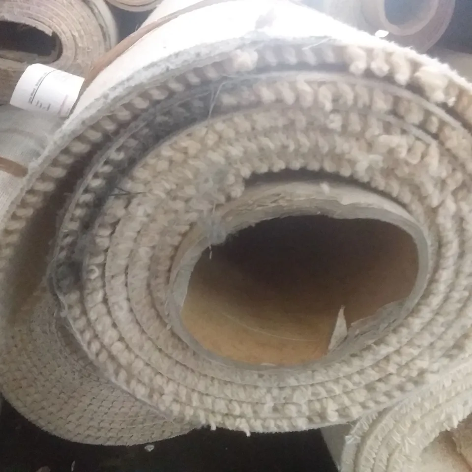 ROLL OF QUALITY FOUR SEASONS PEREGRINE CARPET 5×2.92M