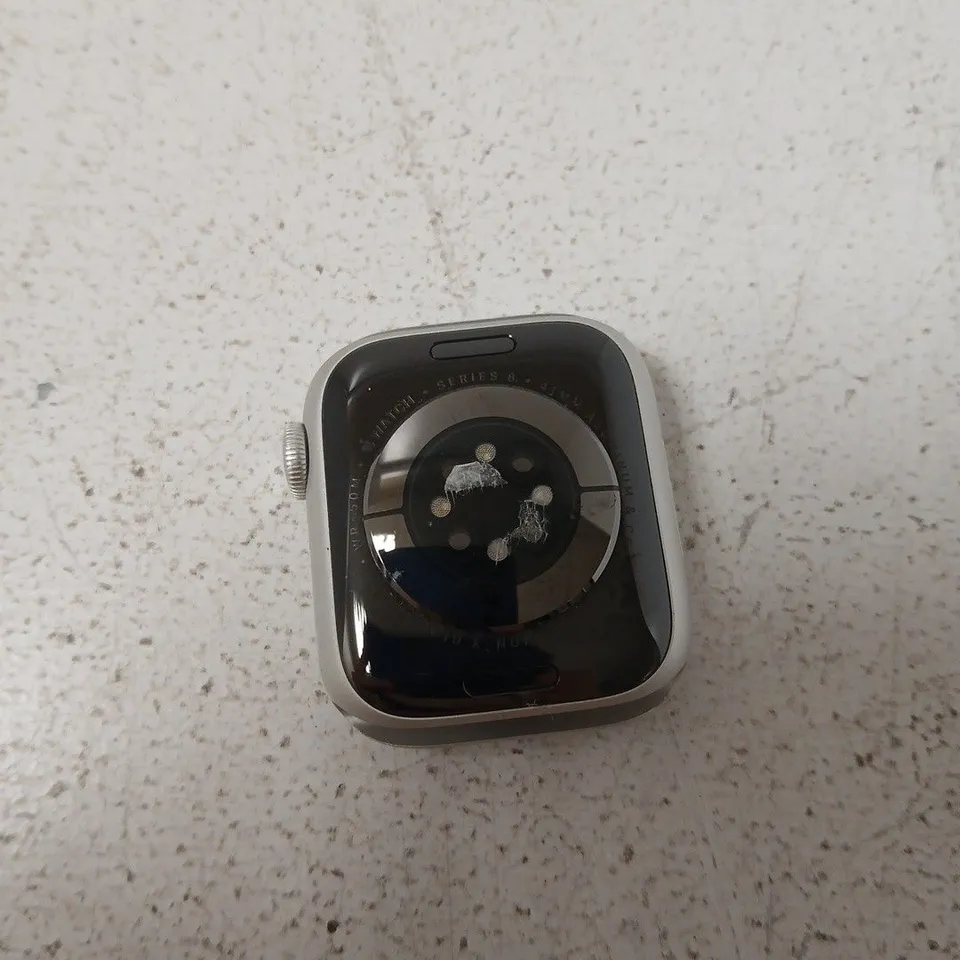 APPLE WATCHE SERIES 8 41MM SILVER ALUMINIUM