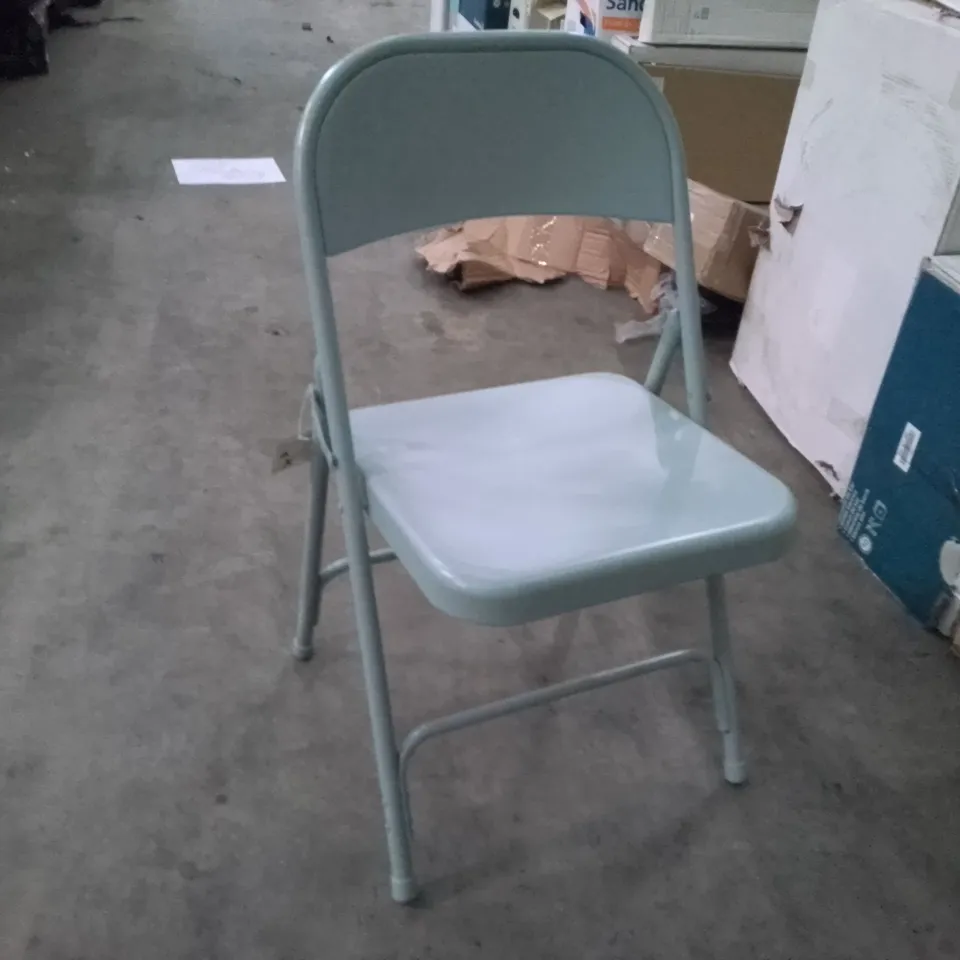 LASANA METAL FOLDING CHAIR