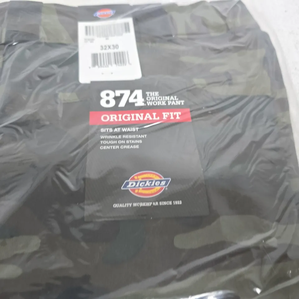 DICKIES 874 ORIGINAL FIT CAMOUFLAGE WORK PANTS – UK 32X30