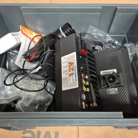 APPROXIMATELY 6 ASSORTED VEHICLE PARTS & ACCESSORIES