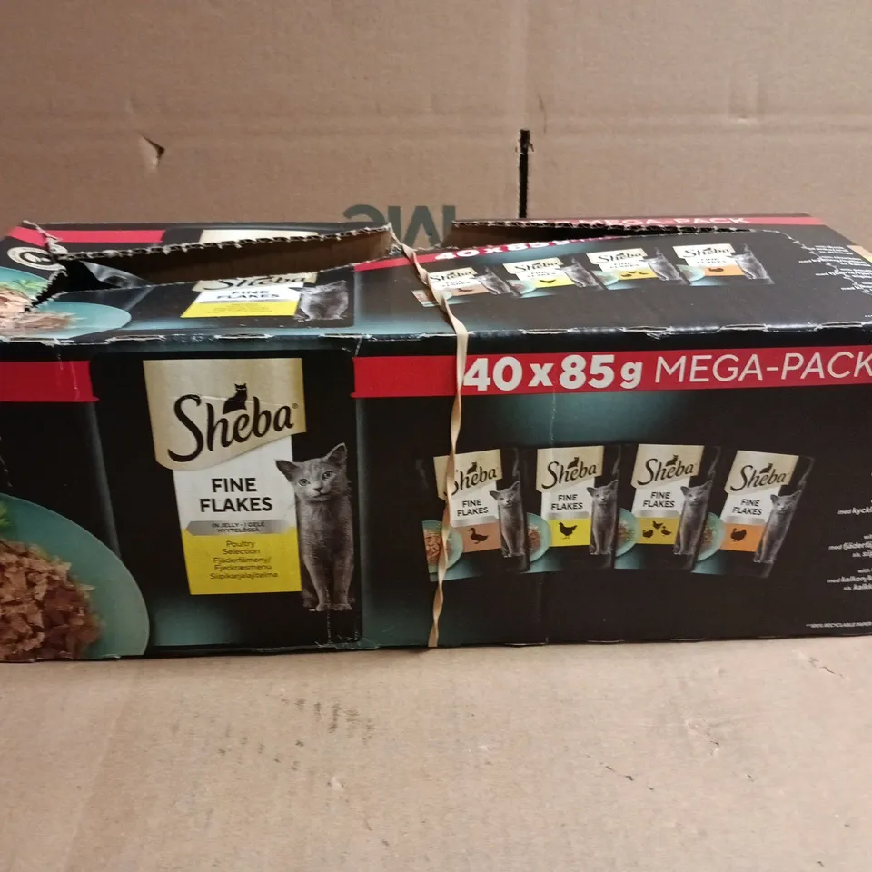 APPROXIMATELY 40 SHEBA FINE FLAKES CAT FOOD POUCHES MEGA PACK – 85G PER POUCH