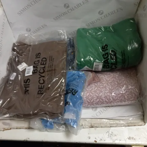 BOX OF 5 BRAND NEW COTTON:ON CLOTHES TO INCLUDE JUMPERS, SHIRTS, DENIM JACKET ETC