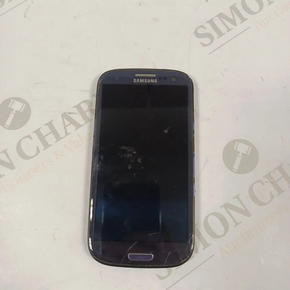 SAMSUNG GALAXY S III (GT-I9300)
