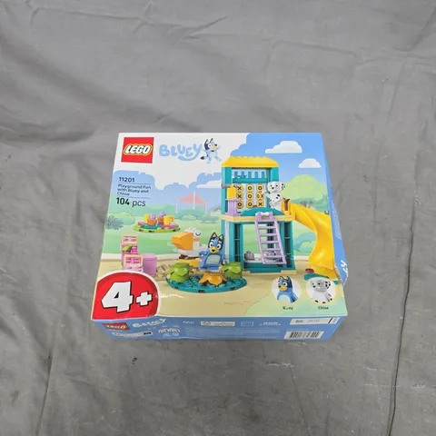 LEGO BLUEY PLAYGROUND FUN WITH BLUEY AND CHLOE 104 PIECES, 11201