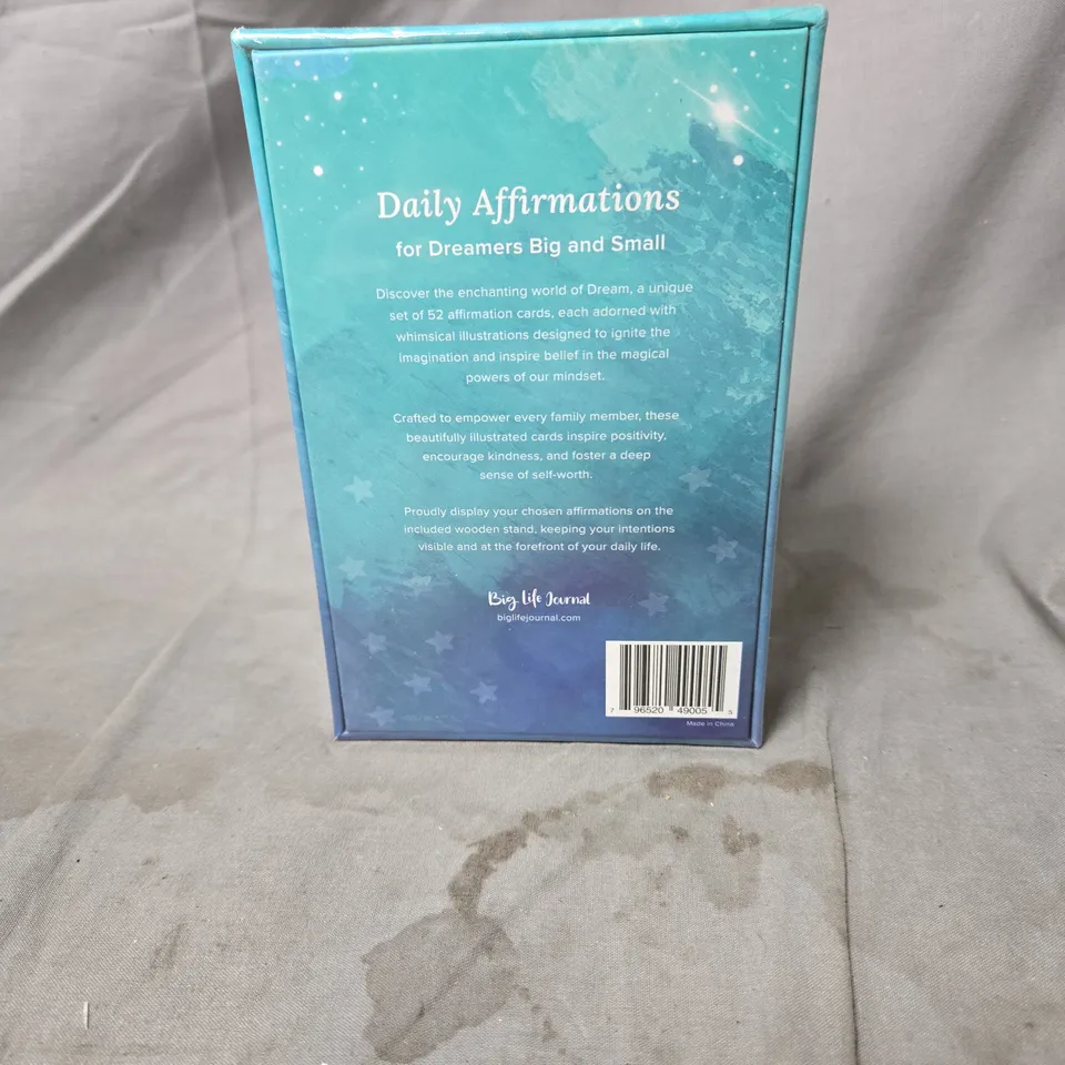 BIG LIFE JOURNAL DREAM AFFIRMATION CARDS FOR THE WHOLE FAMILY – 52 CARDS WITH WOODEN STAND. SEALED