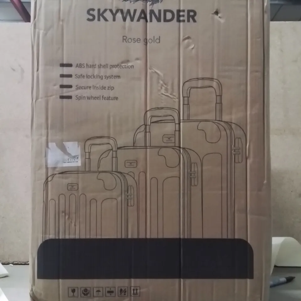 LUGG SKYWANDER ROSE GOLD TRAVEL SUITCASE 