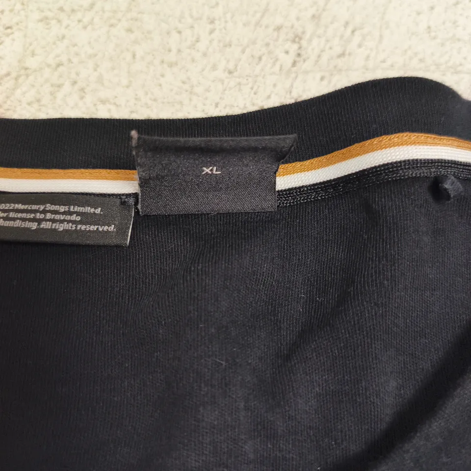 HUGH BOSS BOSS FREDDIE MERCURY BLACK T SHRIT XL