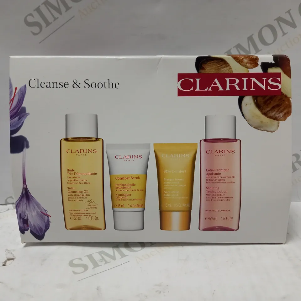 CLARINS CLEANSE AND SOOTH SET