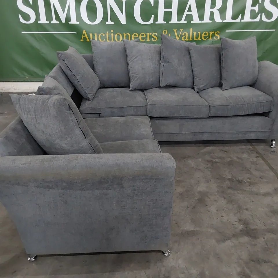 DESIGNER CORNER GROUP WITH SCATTER CUSHIONS GREY FABRIC 