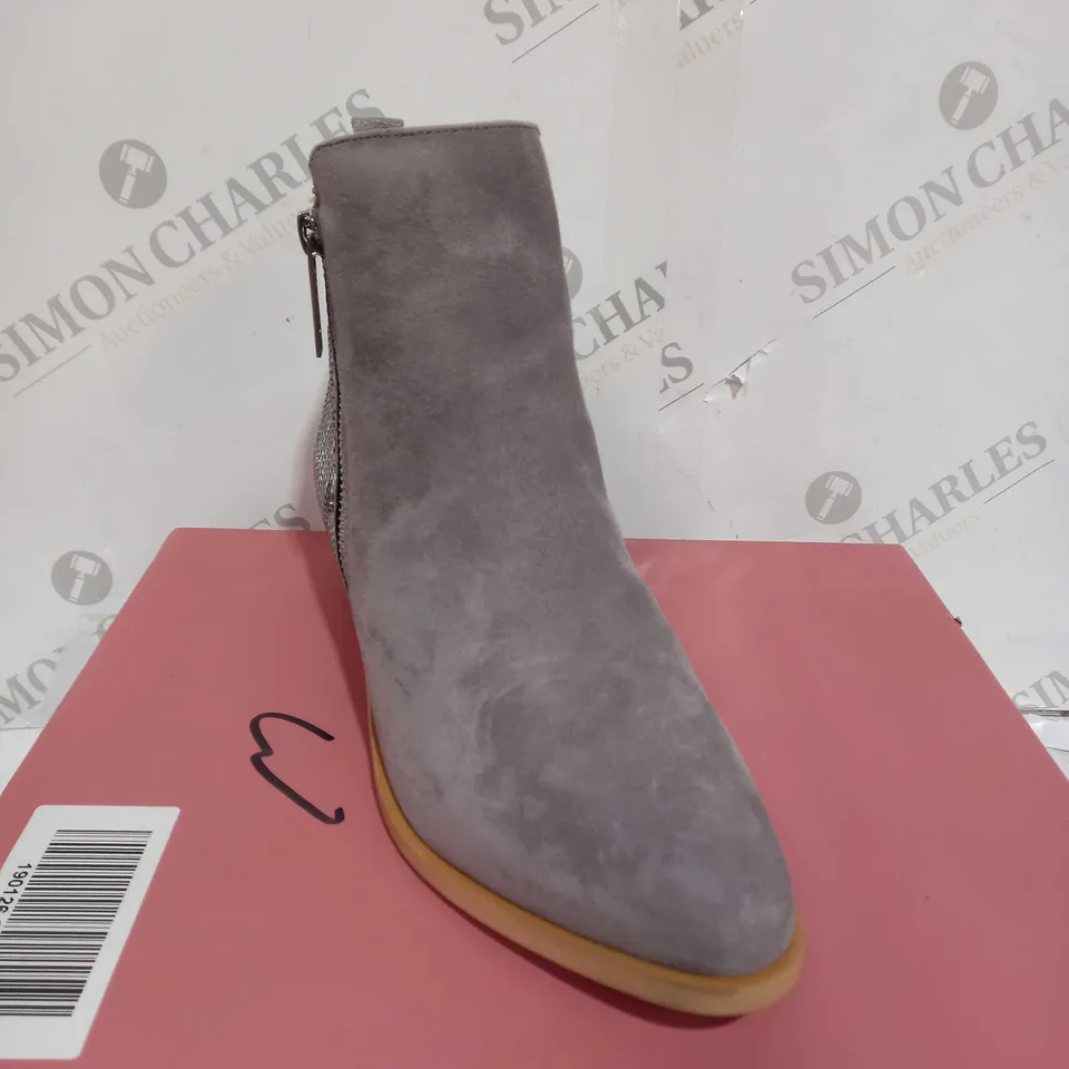 MODA IN PELLE KATREENA CRYSTAL ANKLE BOOT - GREY EU 37