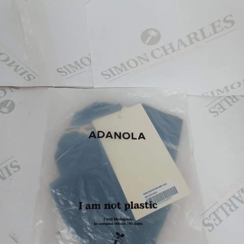 BAGGED ADANOLA ULTIMATE WRAP OVER CROP SHORTS SIZE S