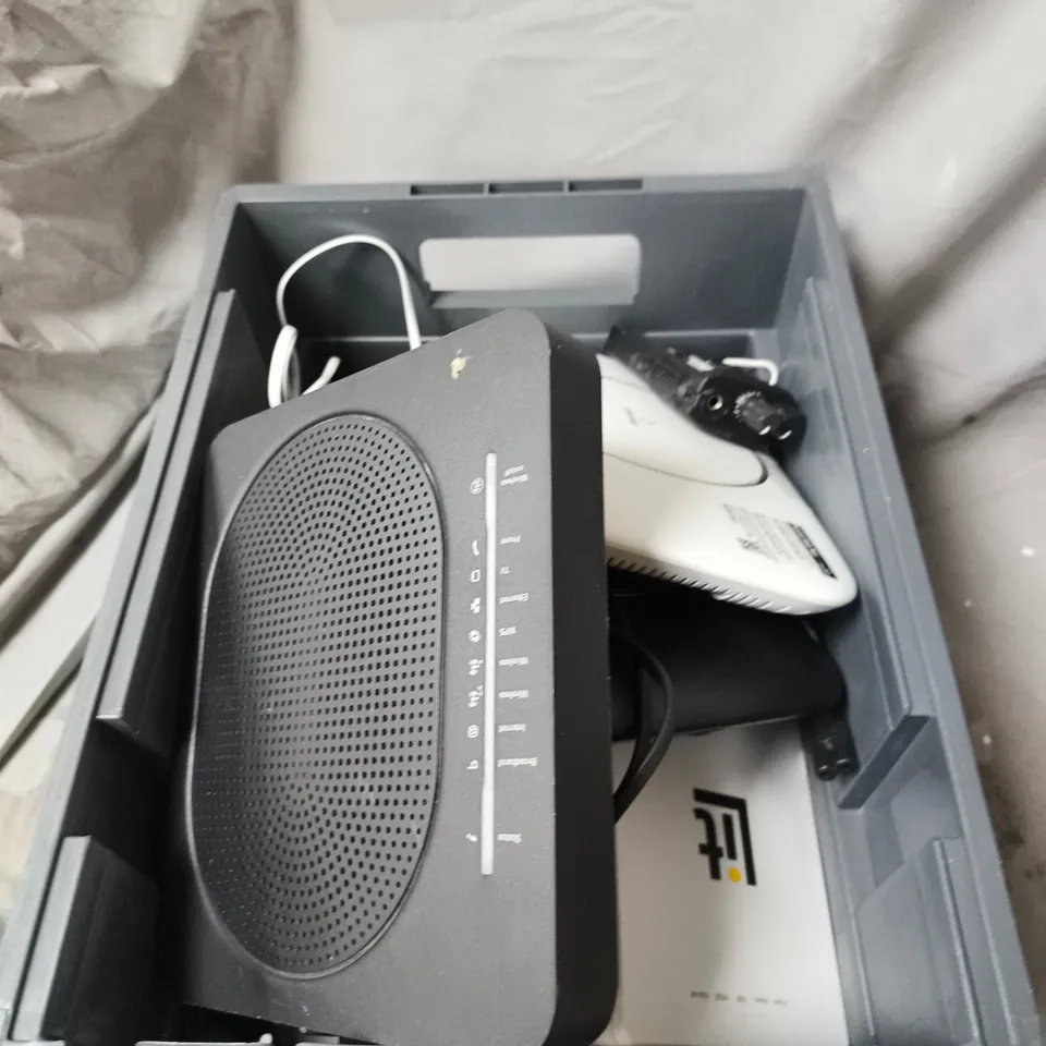 APPROXIMATELY 6 ASSORTED WIFI ROUTERS 