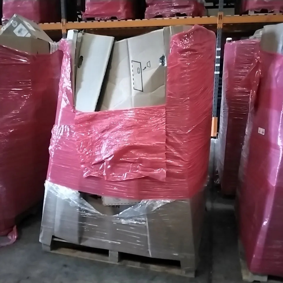 PALLET OF ASSORTED ITEMS TO INCLUDE: LAPTOP DESK, TOILET SEAT, RUG, BABY BATH SEAT, TOILET RISER ECT