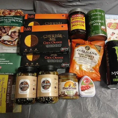 LOT OF APPROXIMATELY 15 ASSORTED FOOD ITEMS TO INCLUDE CHOC ORANGE BARS, MIXED MUSHROOMS CRISPS AND COCONUT MILK