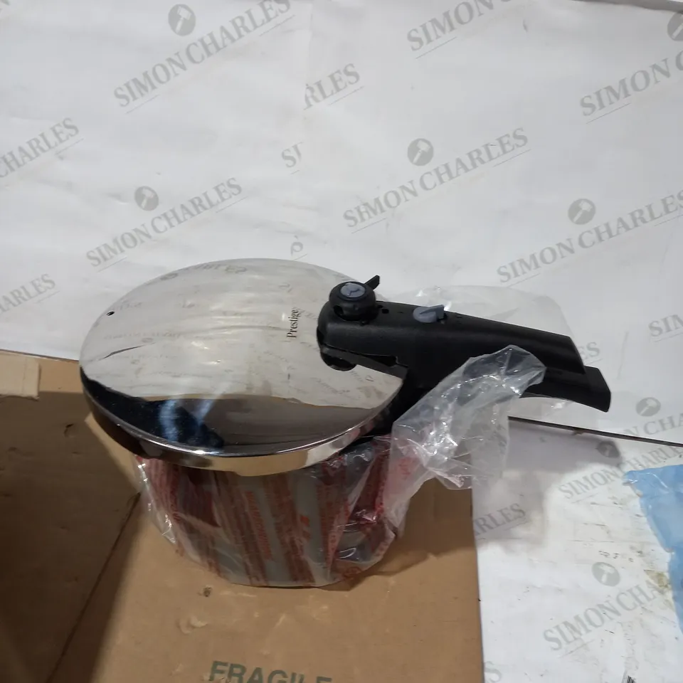 PRESTIGE SMART PLUS 6L PRESSURE COOKER 