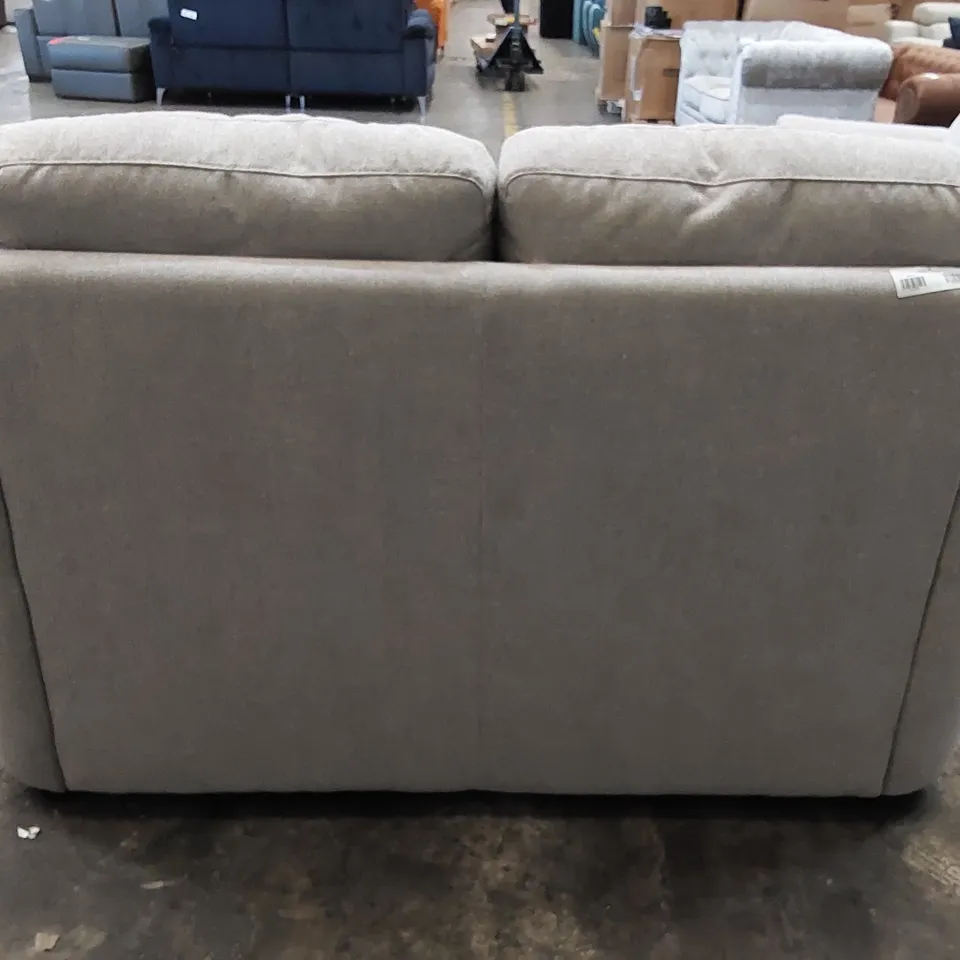 QUALITY ITALIAN DESIGNER PARMA NEW LOVESEAT LIGHT GREY FABRIC 