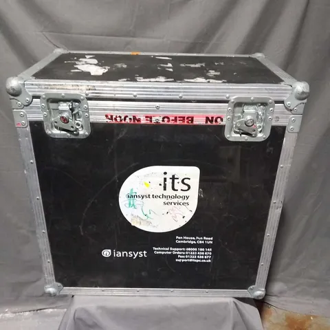 IANSYST TECHNOLOGY FLIGHT CASE