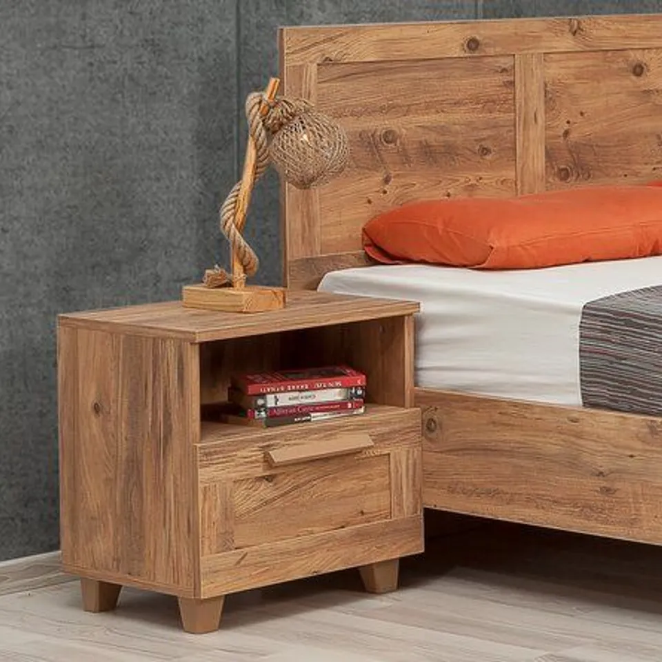 BOXED ARISTARKH 1 DRAWER PINE BEDSIDE TABLE DRAWER RUNNERS AND FEET