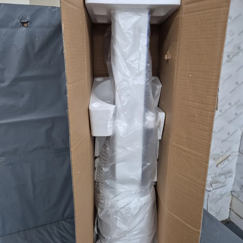 BOXED BLISS & BEYOND PURE AIR BLADELESS TOWER FAN IN WHITE/BLUE