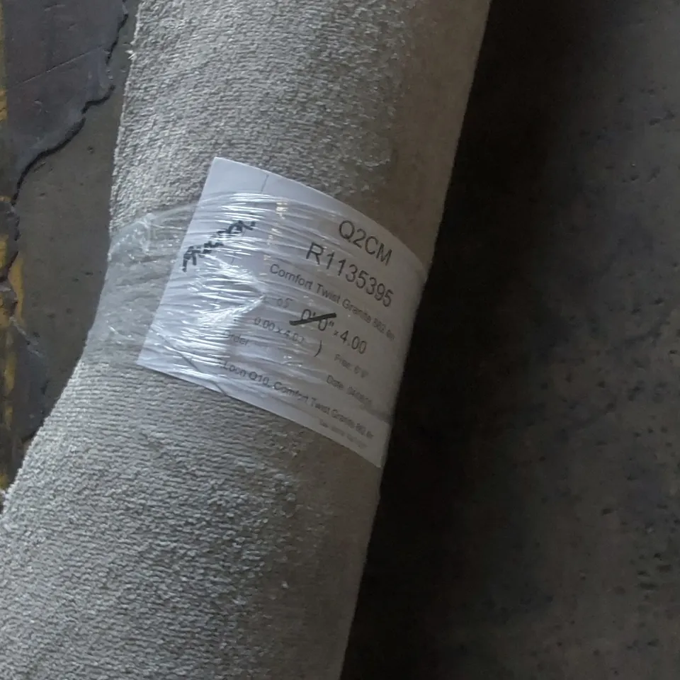 ROLL OF QUALITY COMFORT TWIST GRANITE CARPET - APPROXIMATELY 2.05 x 4m