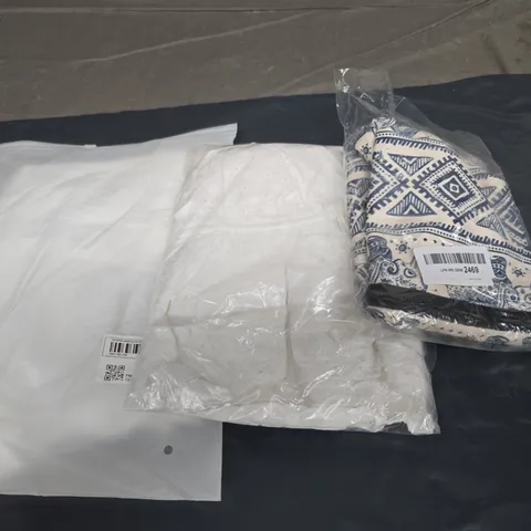 BOX OF APROX 20 ASSORTED ITEMS OF CLOTHING IN VARIOUS COLOURS, SIZES AND STYLES - COLLECTION ONLY 