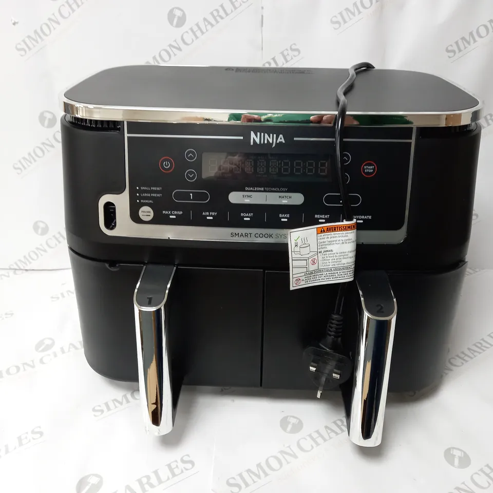 BOXED NINJA FOODI MAX DUAL ZONE 9.5L AIR FRYER AF451UK