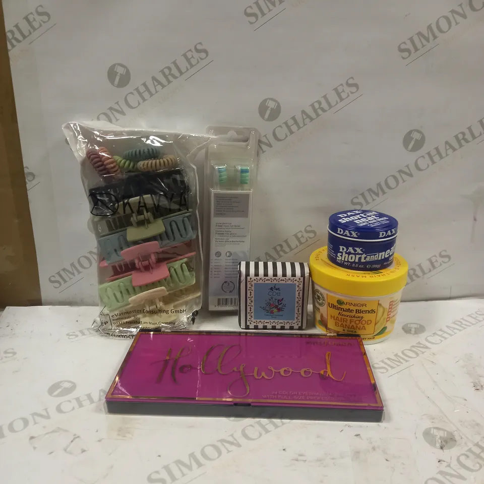LOT TO CONTAIN 30 ASSORTED WOMEN'S BEAUTY PRODUCTS, MAKEUP, SOAPS & LOTIONS ETC