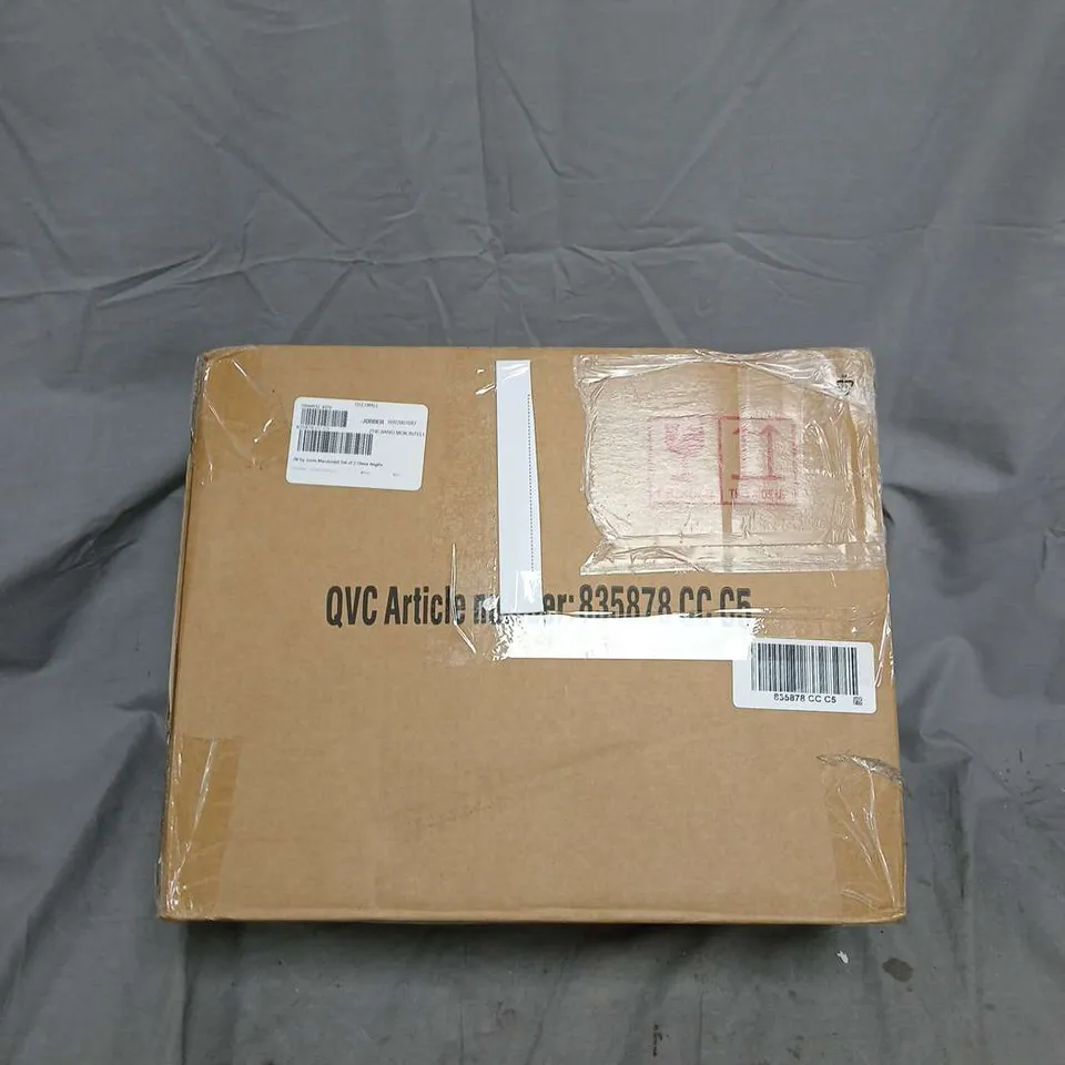 JM BY JULIEN MACDONALD SET OF 2 GLASS ANGELS