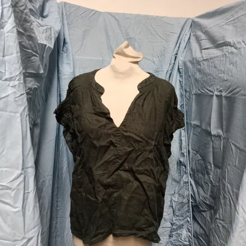 UK 12-14 NRBY ZELDA GAUZE LINEN TOP - KHAKI
