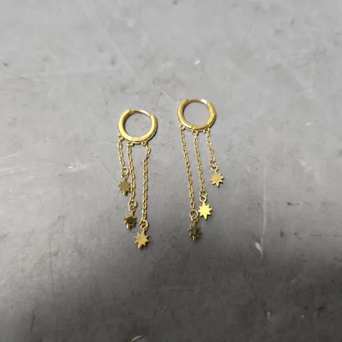 UNBRANDED SILVER 3 STAR DANGLE EARRINGS 