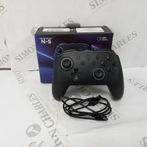 BOXED WIRELESS GAME CONTROLLER DESIGNED FOR N-S