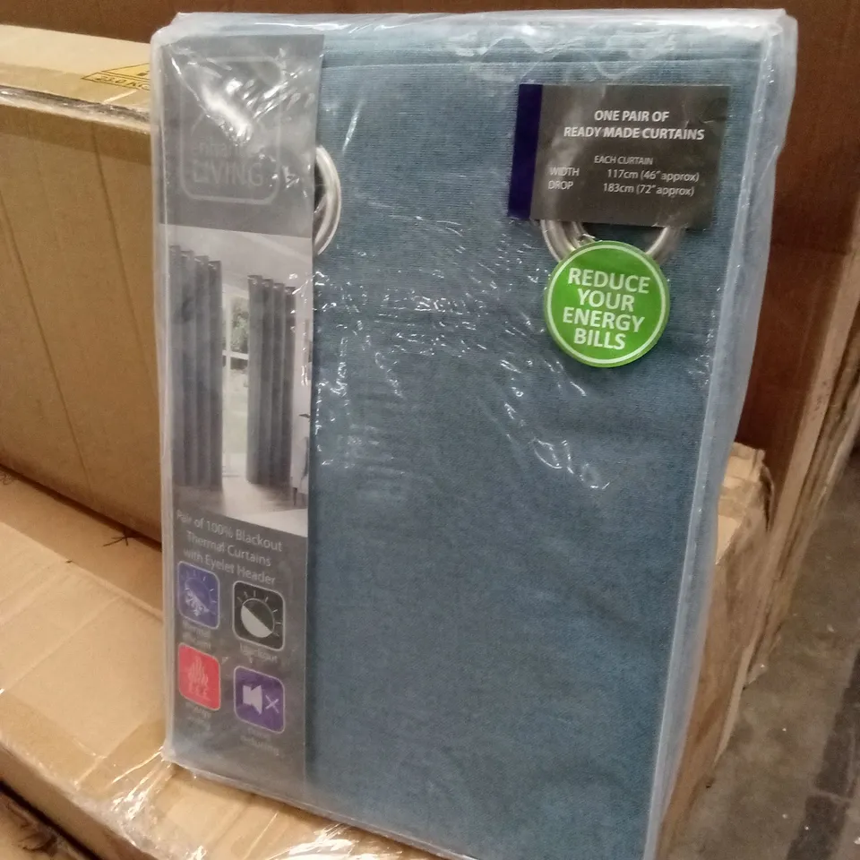 BAGGED ENHANCED LIVING AUSTIN TEAL CURTAINS // SIZE: 117 x 183cm