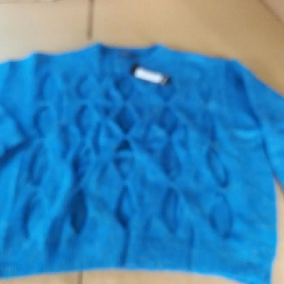 NASTYGAL OPEN CABLE OVERSIZED JUMPER IN BLUE - M