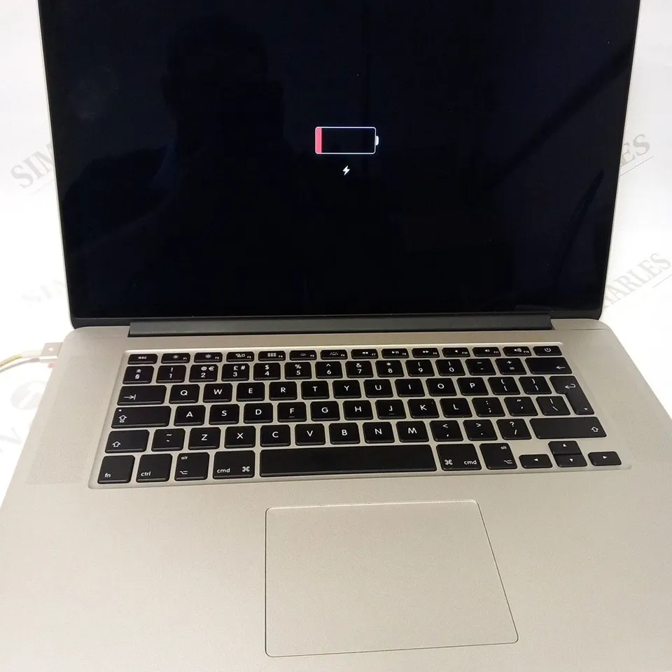 APPLE MACBOOK PRO (A1398 MID 2014)