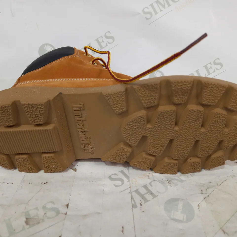BOXED PAIR OF TIMBERLAND ANKLE BOOTS IN TAN UK SIZE 5