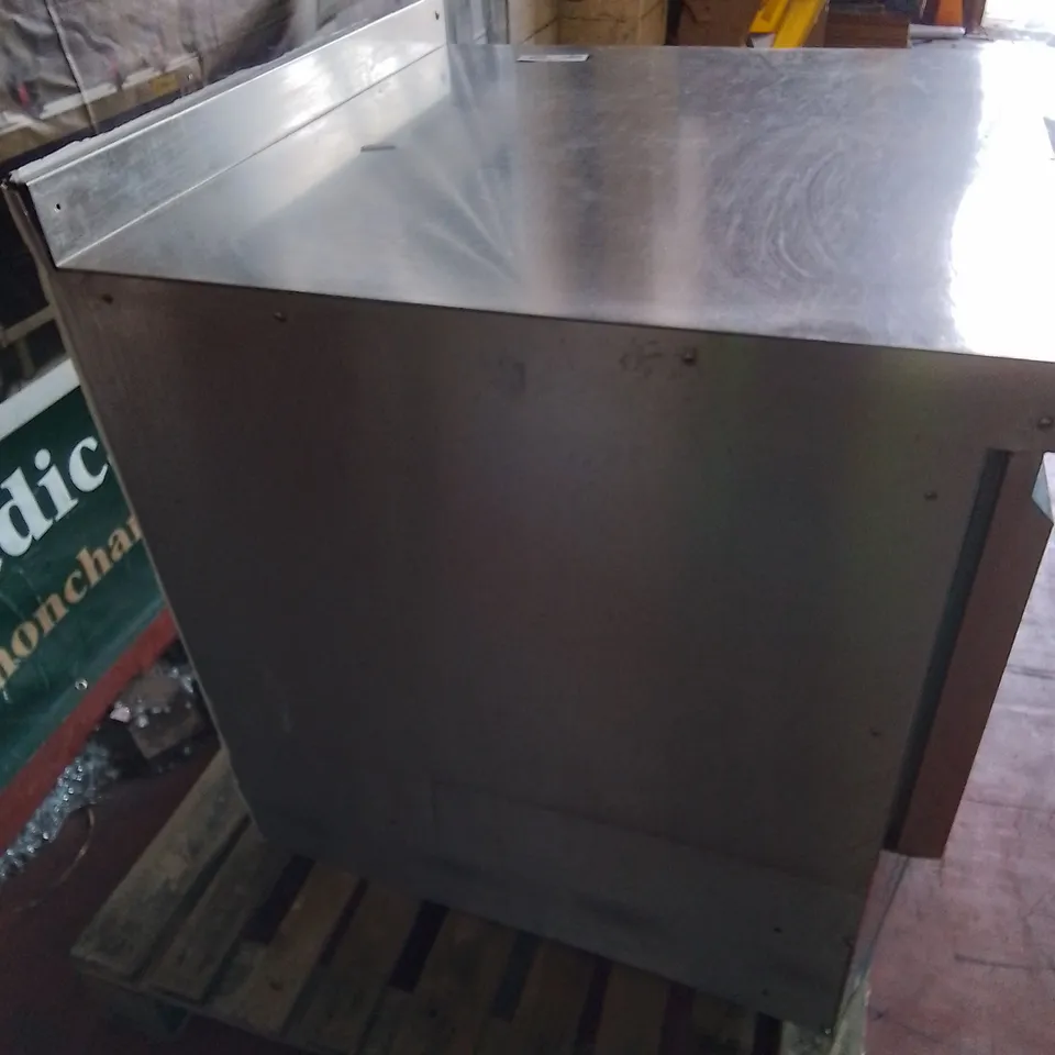 COMMERCIAL KTAR 9/02 BT KITCHEN COUNTER UNIT WITH UNDERCOUNTER STORAGE