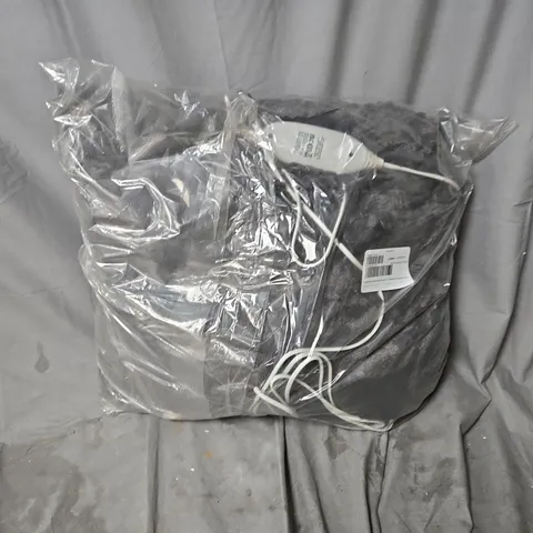 COZEE HOME FAMILY SIZED FAUX FUR & VELVETSOFT HEATED THROW