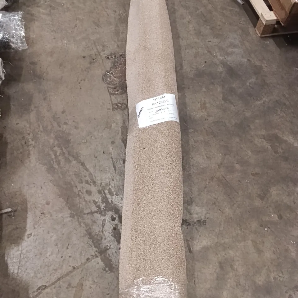Roll of quality twist heathers turned approx size: 2m x 4m