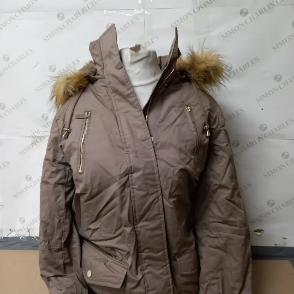 RUTH LANGSFORD FAUX FUR TRIM PARKA COAT IN CAPPUCCINO SIZE MEDIUM 