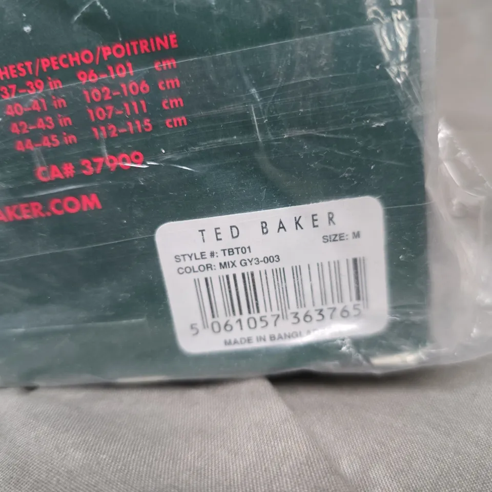 BOXED TED BAKER CREW NECK COTTON STRETCH T-SHIRTS – 3 PACK, SIZE M
