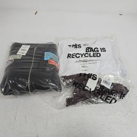 APPROXIMATELY 17 ASSORTED CLOTHING ITEMS IN VARIOUS SIZES, COLOURS & STYLES TO INCLUDE EVERYDAY LACE G STRING BRIEF, CROPPED FIT T-SHIRT, GRAPHIC HOODIE, ETC