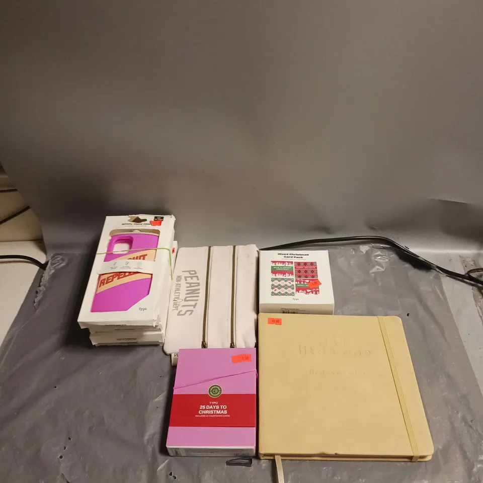 MEDIUM BOX OF APPROXIMATELY 20 ASSORTED HOUSEHOLD ITEMS TO INCLUDE PHONE CASES, CARDS AND MAKEUP BAG