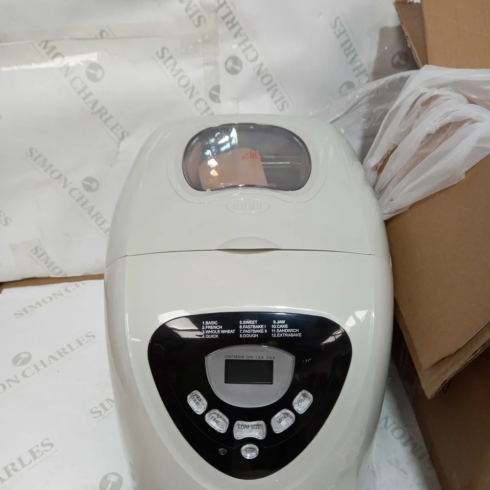 MORPHY RICHARDS FASTBAKE BREADMAKER
