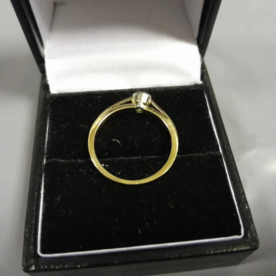 14CT GOLD SOLITAIRE RING RUB-OVER SET WITH NATURAL DIAMOND