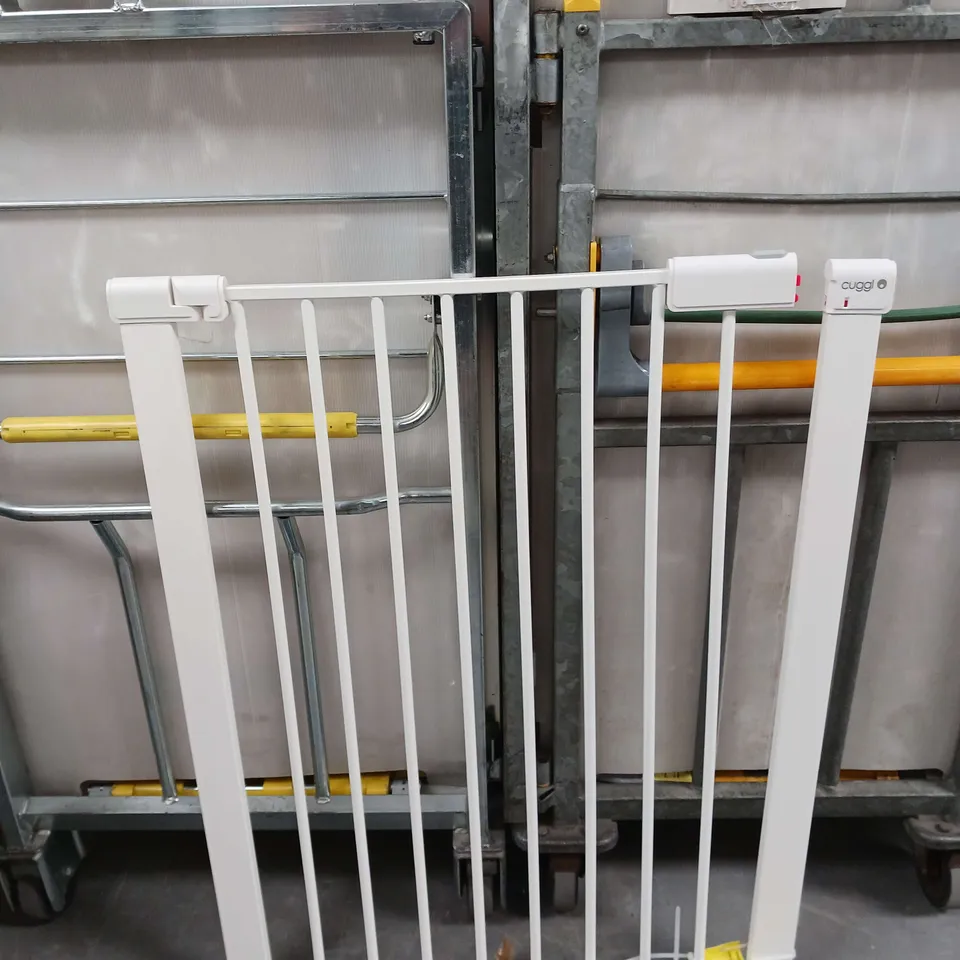 BOXED CUGGL EXTRA TALL SAFETY GATE 
