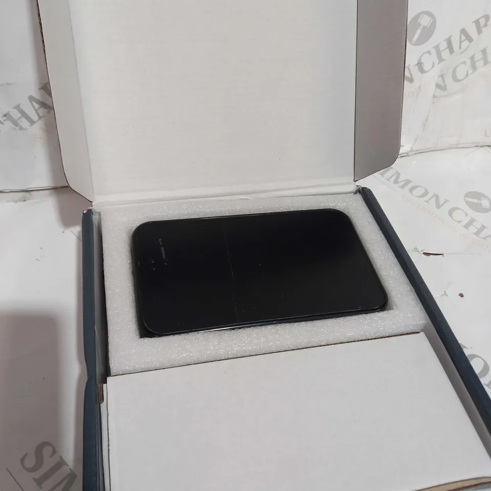 YILIN RECHARGEABLE AIR PUMP WITH BIG SCREEN