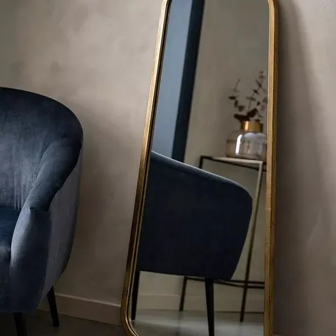BOXED GALLERY DIRECT KURVA GOLD LEANER FULL LENGTH MIRROR
