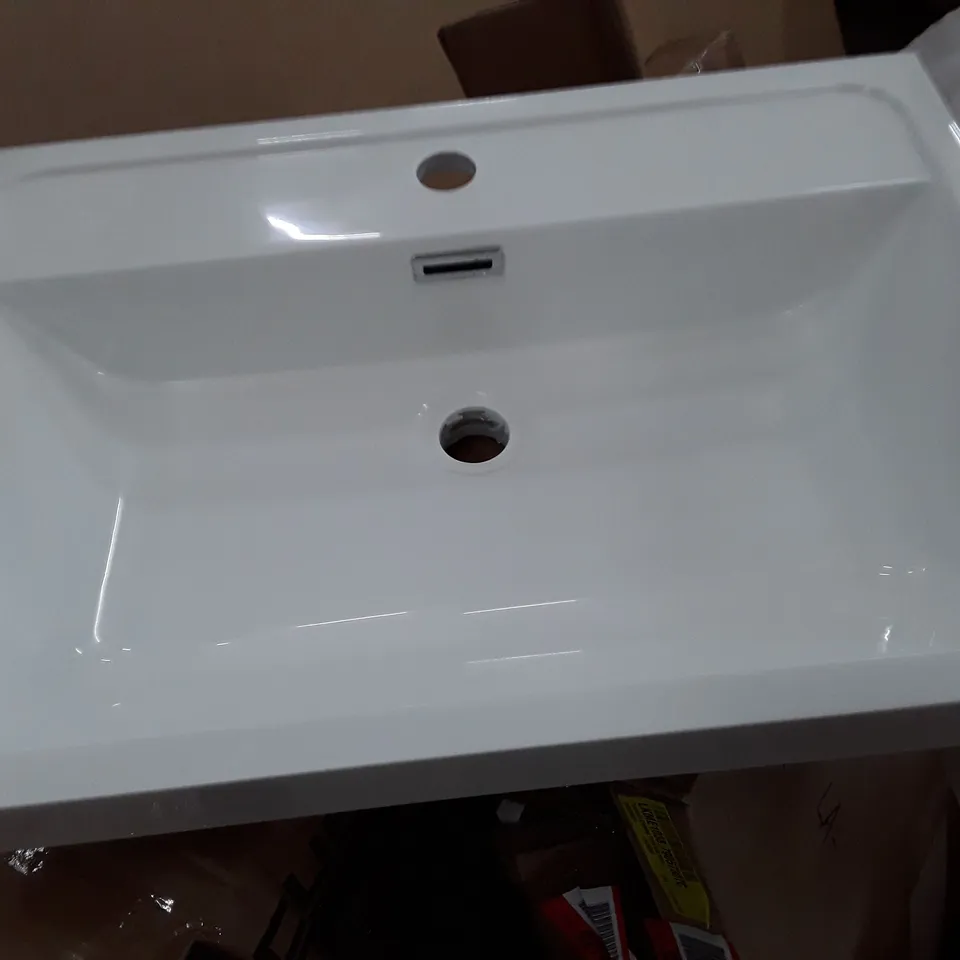 WHITE RESIN 1-TAP BASIN - 60X41.5CM