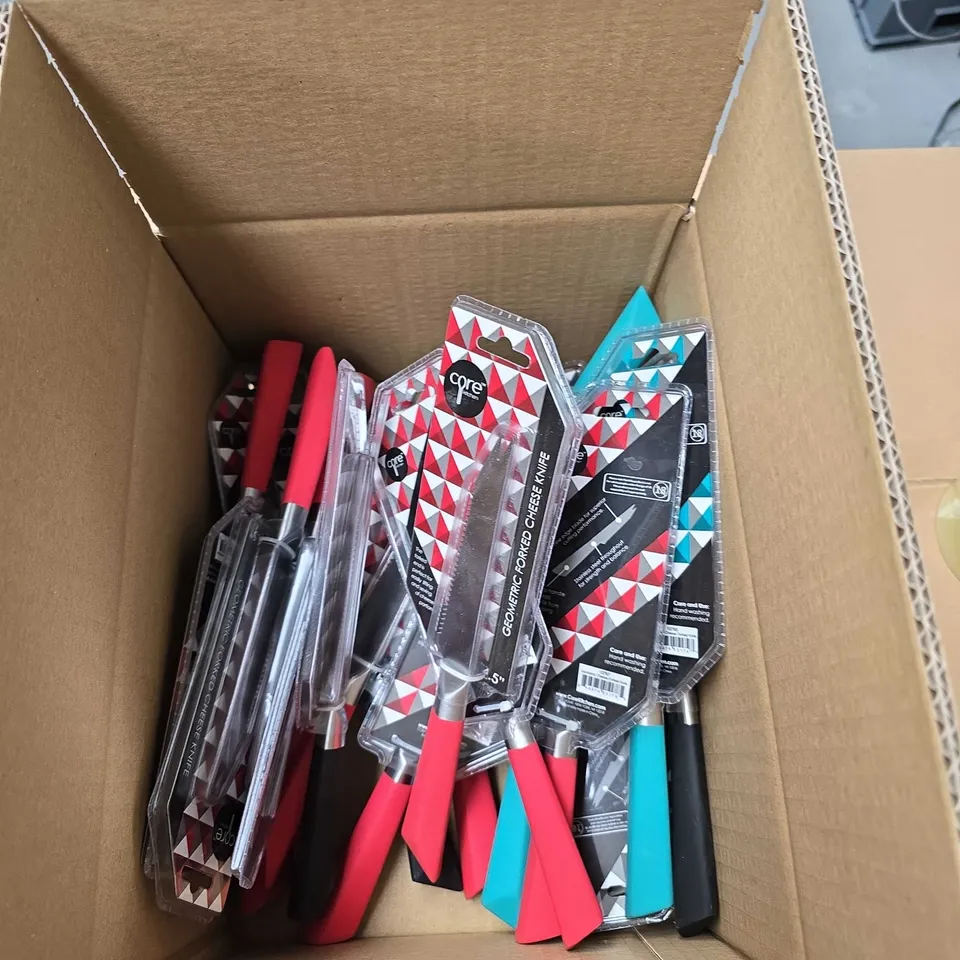 APPROXIMATELY 20 CORE KITCHEN GEOMETRIC FORKED CHEESE KNIVES 4.5" BLADE 3 COLOURS